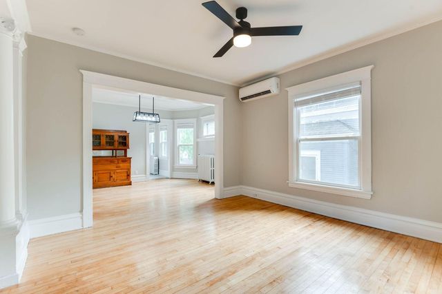 220 W 33rd Street, Minneapolis, MN 55408