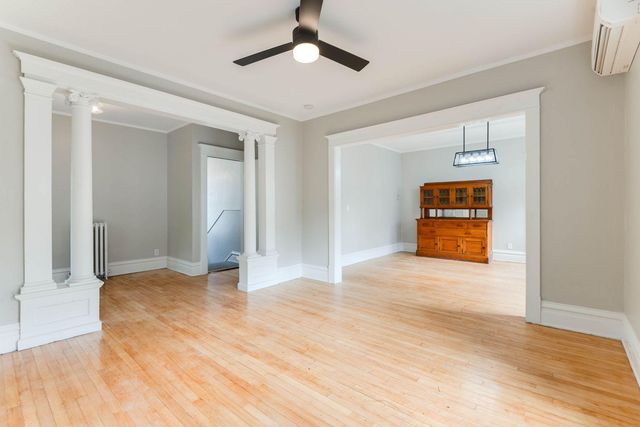 220 W 33rd Street, Minneapolis, MN 55408