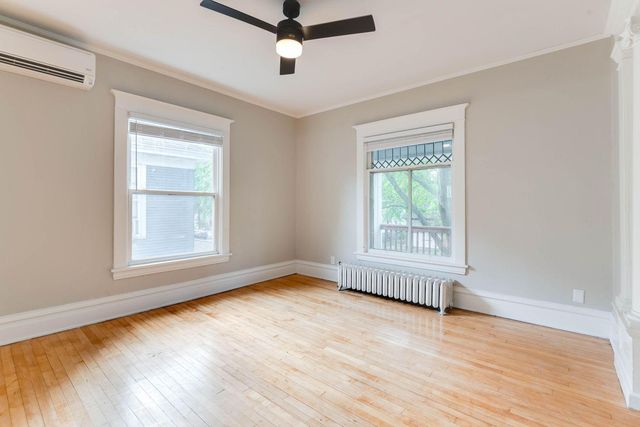 220 W 33rd Street, Minneapolis, MN 55408