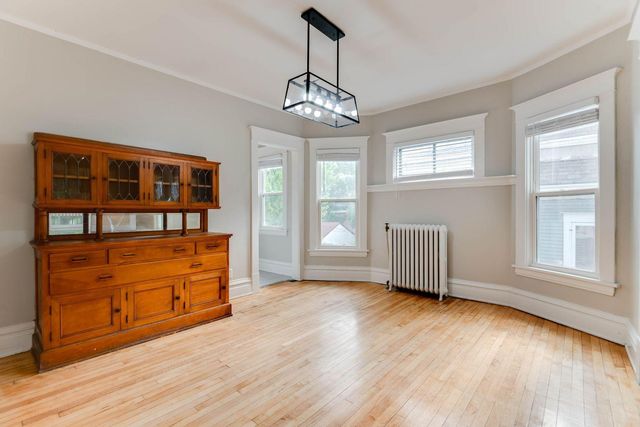 220 W 33rd Street, Minneapolis, MN 55408