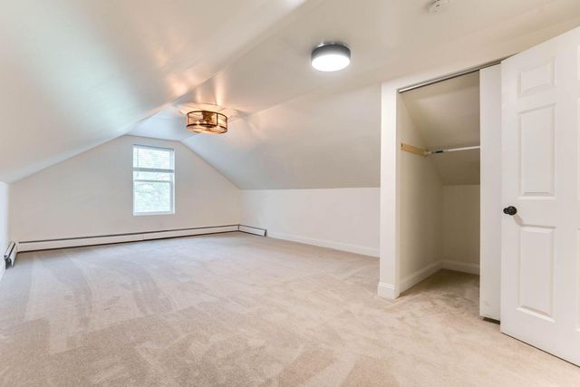 220 W 33rd Street, Minneapolis, MN 55408