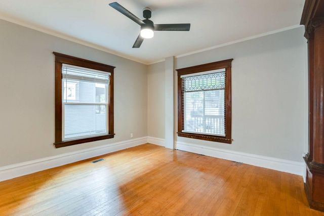 220 W 33rd Street, Minneapolis, MN 55408