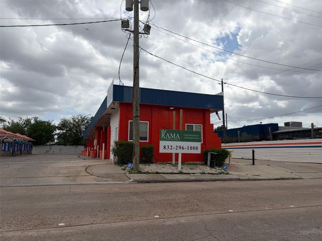 6505 Del Monte Drive, Houston, TX 77057