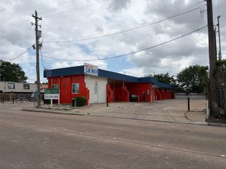 6505 Del Monte Drive, Houston, TX 77057