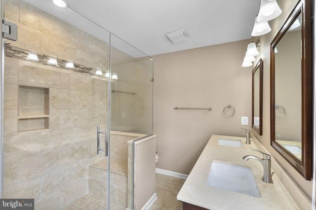 4714 HALE HAVEN DR, Ellicott City, MD 21043