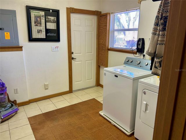55730 HOLIDAY CIRCLE, Astor, FL 32102