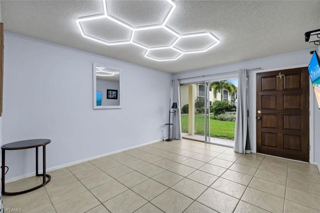 1485 Memoli LN 3, Fort Myers, FL 33919