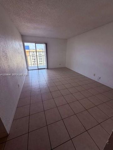 4550 NW 9th St 911E, Miami, FL 33126