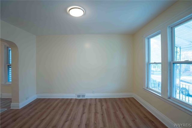 29 Sherwood Street, Buffalo, NY 14213