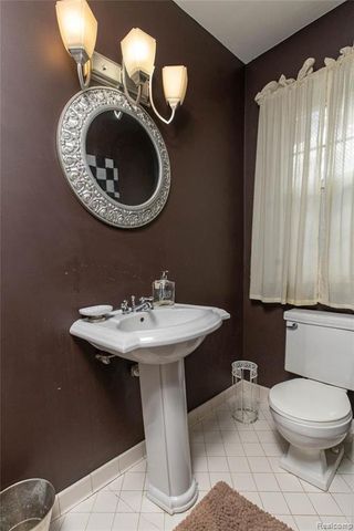 19451 Argyle Crescent, Detroit, MI 48203