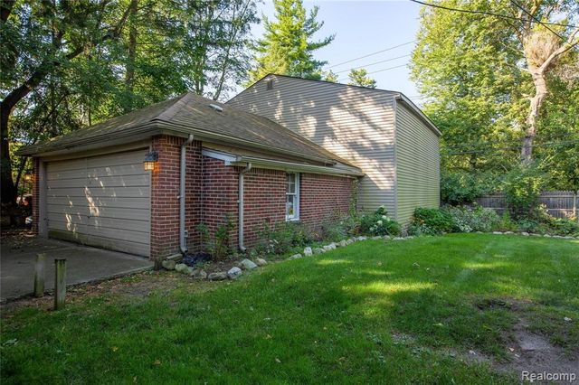 19451 Argyle Crescent, Detroit, MI 48203