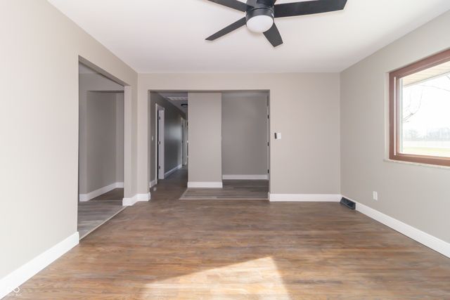 1554 W 1000 N, Fortville, IN 46040