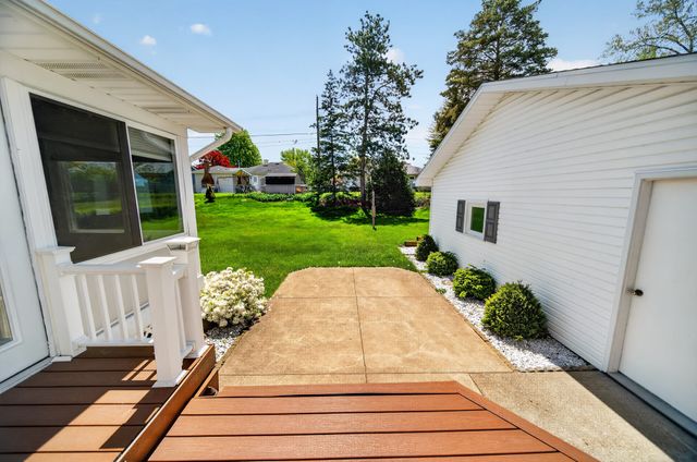 4627 VILLAGE Street, Erie, PA 16506
