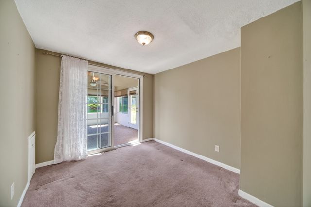 4627 VILLAGE Street, Erie, PA 16506