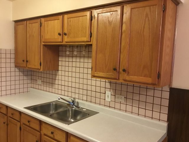 7901 Newland Avenue, Burbank, IL 60459