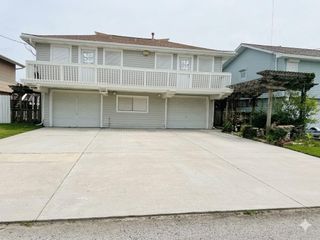 662 Warsaw Street, Galveston, TX 77563