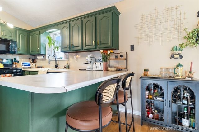 1303 Field Stone Drive, Jeffersonville, IN 47130