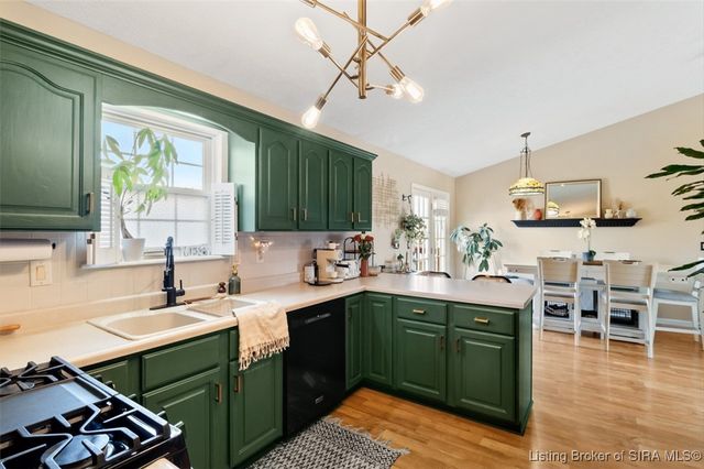 1303 Field Stone Drive, Jeffersonville, IN 47130