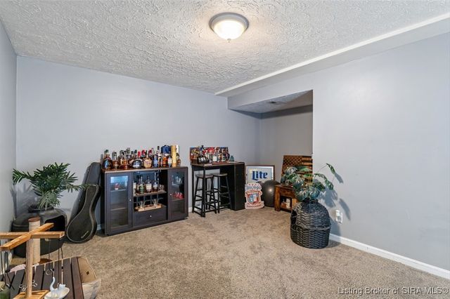 1303 Field Stone Drive, Jeffersonville, IN 47130