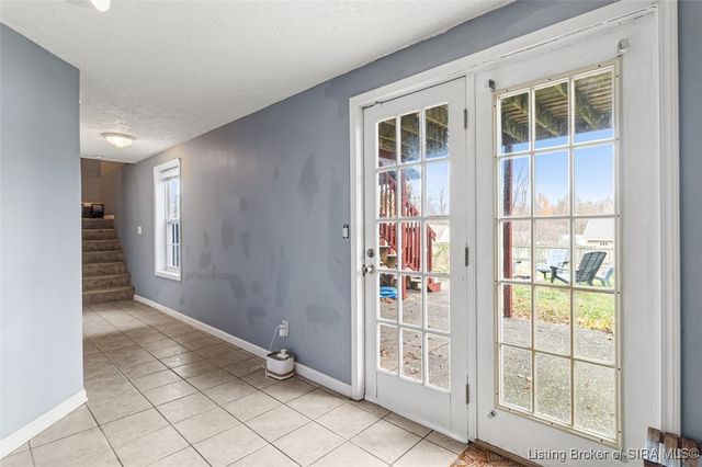 1303 Field Stone Drive, Jeffersonville, IN 47130