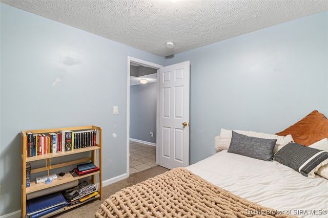 1303 Field Stone Drive, Jeffersonville, IN 47130