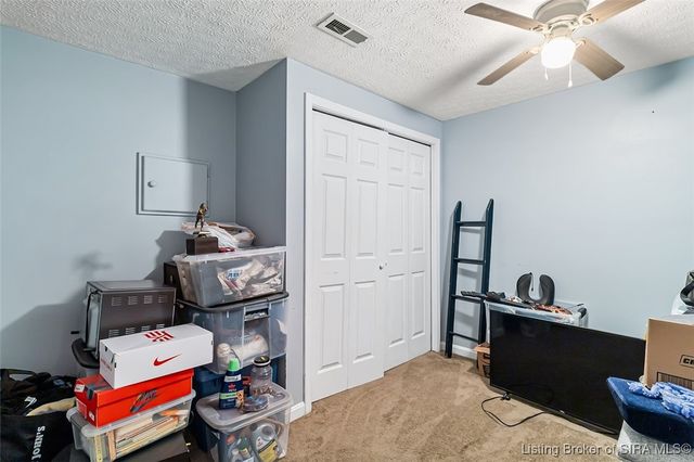 1303 Field Stone Drive, Jeffersonville, IN 47130