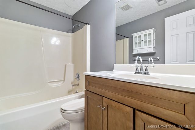 1303 Field Stone Drive, Jeffersonville, IN 47130