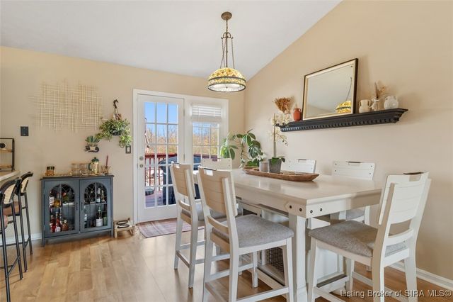 1303 Field Stone Drive, Jeffersonville, IN 47130