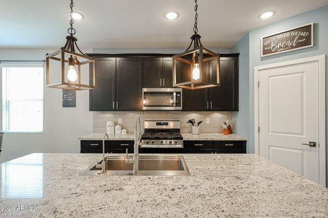 4164 E BLAZER Road, San Tan Valley, AZ 85140