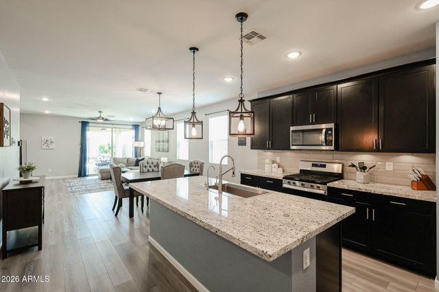 4164 E BLAZER Road, San Tan Valley, AZ 85140