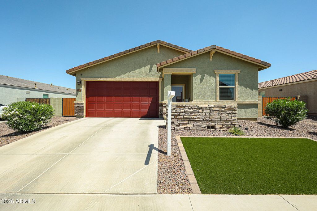 4164 E BLAZER Road, San Tan Valley, AZ 85140