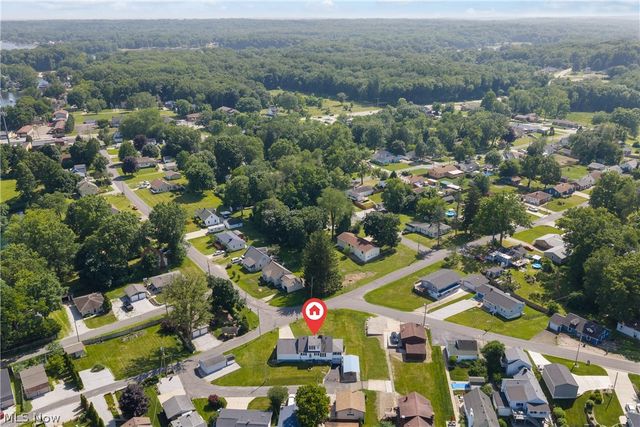 4085 Melton Avenue, New Franklin, OH 44319
