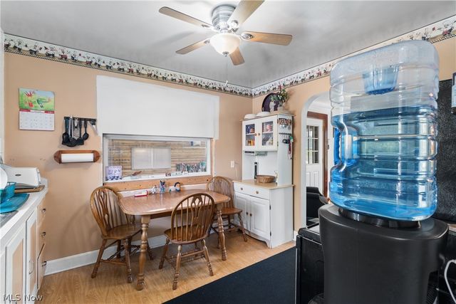 4085 Melton Avenue, New Franklin, OH 44319