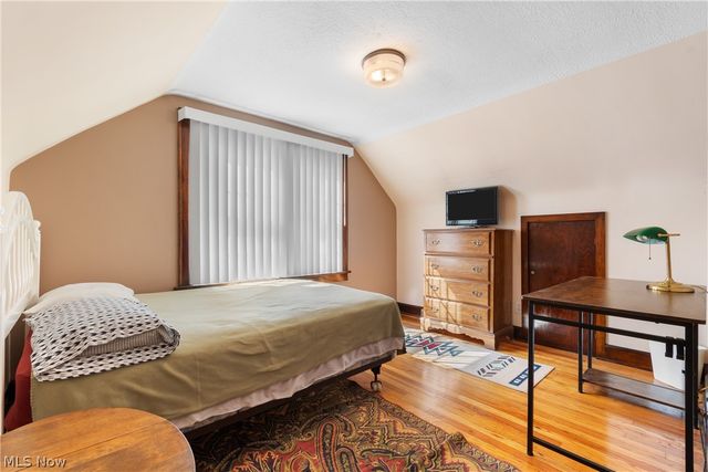 4085 Melton Avenue, New Franklin, OH 44319