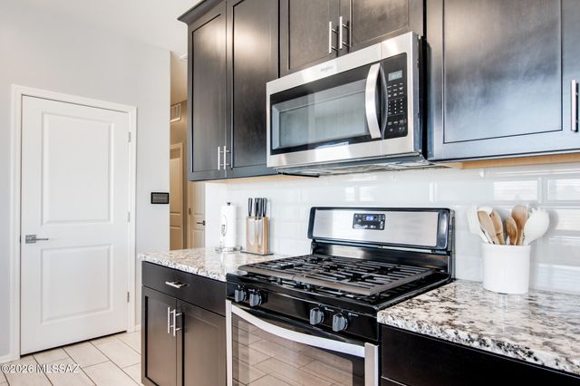10520 S Avenida Lago De Plata, Vail, AZ 85641
