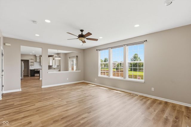 11841 Wedgeport Lane, Fishers, IN 46037