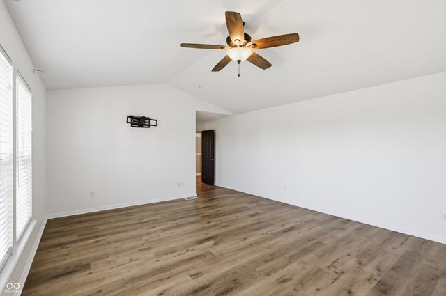 11841 Wedgeport Lane, Fishers, IN 46037