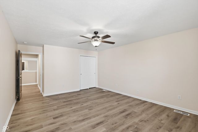 11841 Wedgeport Lane, Fishers, IN 46037