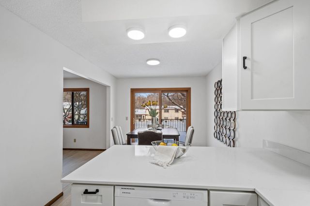 2200 74th Avenue N, Brooklyn Park, MN 55444