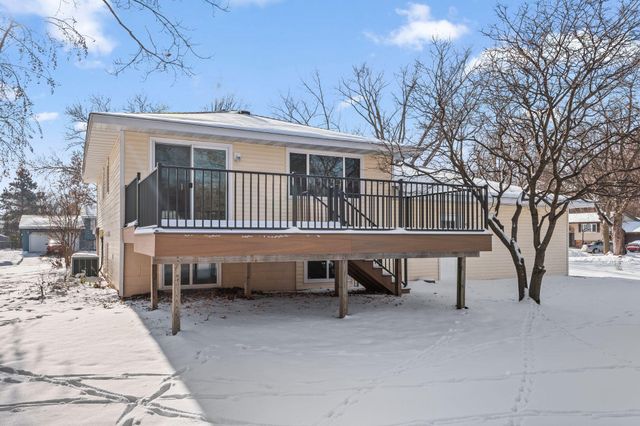 2200 74th Avenue N, Brooklyn Park, MN 55444