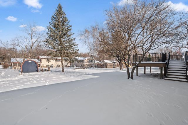 2200 74th Avenue N, Brooklyn Park, MN 55444