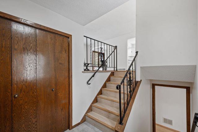 2200 74th Avenue N, Brooklyn Park, MN 55444