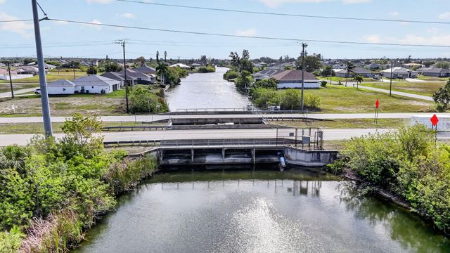 5 NW 19th Terrace, Cape Coral, FL 33993