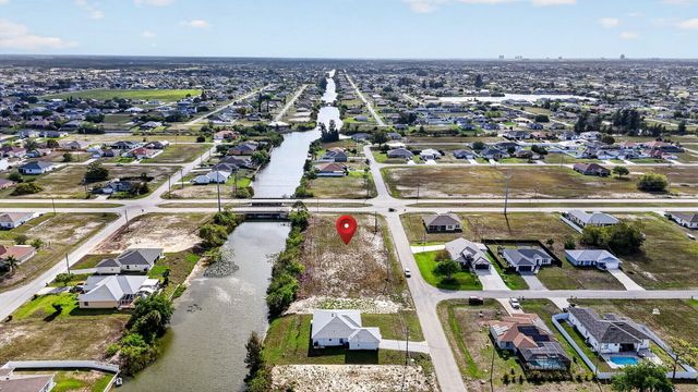 5 NW 19th Terrace, Cape Coral, FL 33993