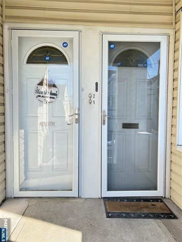 485 27th Street 2, Paterson, NJ 07514