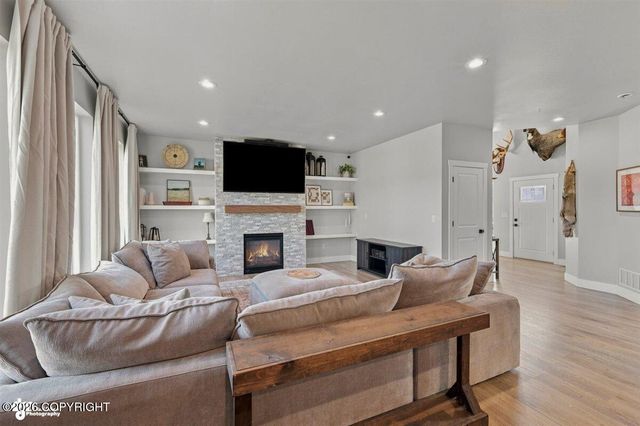 11835 E Pella Circle, Palmer, AK 99645