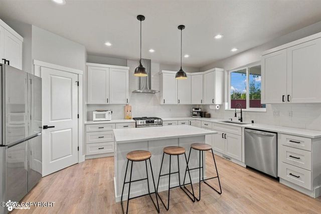 11835 E Pella Circle, Palmer, AK 99645