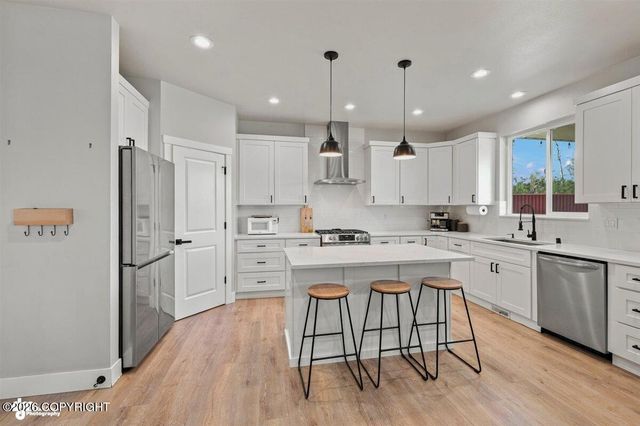 11835 E Pella Circle, Palmer, AK 99645