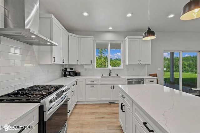 11835 E Pella Circle, Palmer, AK 99645