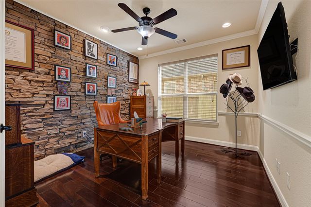 902 Cactus Ridge Court, Friendswood, TX 77546
